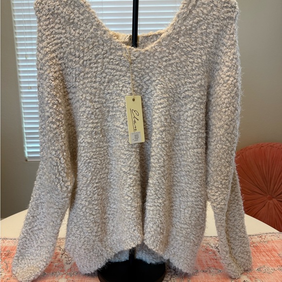 Elan Sweaters - Elan Textured Cream V-Neck Sweater with Hood NWT
